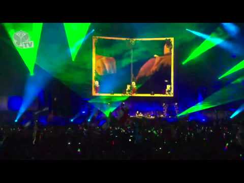 afrojack - My homie Steve Aoki and me teamed up as Afroki during TomorrowWorld 2013. This is our set! Enjoy http://www.afrojack.com http://www.twitter.com/djafrojack http://www.facebook.com/djafrojack...