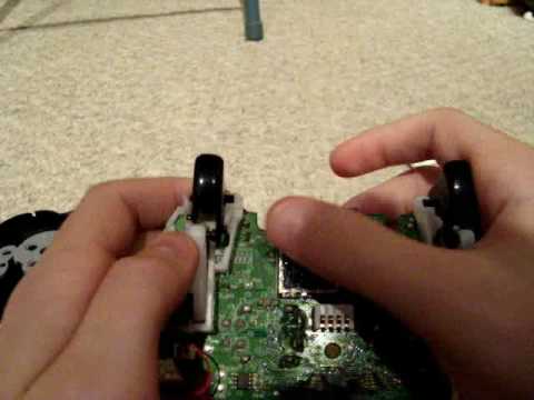 how to take xbox 360 controller apart