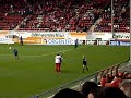FSV Mainz 05 - SC Paderborn: Udo liest die Aufstellung seines Teams für die anderen 6 mitgereisten Auswärtsfans 15.04.2008Mainz 05: Ischdonat -- Hoogland, Subotic, Noveski, Rose -- Karhan, Gunkel (64. Amri), Pekovic (46. Soto), Feulner (75. Svensson) -- Baljak, BorjaTrainer: J. KloppSC Paderborn: Nulle -- Fall, Djurisic, Döring (65. Pisot), de Graef -- Schüßler, Lintjens (65. Goiffe à Goufan), Fischer, Halfar -- Bogavac (63. Damjanovic), LöbeTrainer: P. DotchevSchiedsrichter: C. Bandurski (Essen)Tore: 1:0 Baljak (29. Minute), 2:0 Borja (40. Minute), 3:0 Feulner (60. Minute), 4:0 Borja (61. Minute), 4:1 Damjanovic (63. Minute), 5:1 Borja (83. Minute), 6:1 Amri (90. Minute)Zuschauer: 19.000