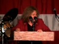 Carole campaigns for John Kerry in San Jose