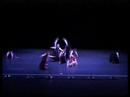 suite de danses cr��e pour la section jeunes adolescents de l'ensemble des arts et traditions populaires du l�on (bleuniadur)  lors des rencontres nationales de danse de la f�d�ration fran�aise de danse ffd. cette suite chor�graphi�e par fabrice david revisite les danses fondamentales du r�pertoire breton du 19�me si�cle (en dro, hanterdro, ronds de penthi�vre) et d�veloppe autour de ce r�pertoire une recherche p�dagogique autour de la rencontre entre la danse contemporaine et la technique traditionnelle. elle est interpr�t�e par de jeunes adolescents de 12 et 13 ans elle fait partie du cursus de formation des �coles de danses traditionnelles de bleuniadur. cette pi�ce remporta en 2005 la m�daille de bronze du championnat ffd cat�gorie adolescents.
pour plus de renseignements consulter la rubrique sp�cialis�e sur bleuniadur over blog.