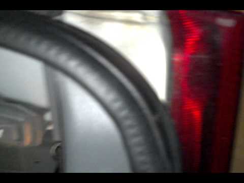 How to Replace a 2003 Volvo s80 Brake Light