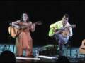 Monica Albuquerque e Robson Russo interpretando Estrada do Sertão