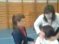 videos de monica en:  cmo acer el mono encima de 2...