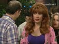 les bundy achetent des pop corn avant d'entrer en salle de cin�