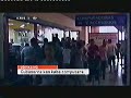 Se dette indslag fra det socialistiske Paradis Cuba. Nu kan Cubanerne endelig købe computere, mange år efter resten af verden. Men dette er jo ok, så længe de kalder sig socialister, så må vi ikke kritisere dem - for de har jo den rigtige mening. Mogens Lykketoft er verdens klogeste mand. Mogens lykketoft hader israel, boycotter dem, imens han accepterer alle de islamiske regimer omkring israel hvor der ikke er frie valg eller lige rettigheder. Mogens lykketoft har ligeledes op gennem 70erne, 80erne og 90erne prist Cuba som værende noget af det bedste på jorden. Et socialistisk Paradis som Mogens Lykketoft mente at Danmark helt klart kunne lære meget af. Mogens Lykketoft er jo en meget klog mand, så han mente vel også at danmark skulle have blevet et socialistisk paradis som Cuba. Et sted hvor den samme leder sad på magten i 40 år: fidel Castro. Og hvor hans bror, Raul, helt tilfældigt overtog magten efterfølgende. Det er sku Socialistisk demokrati der vil noget - lige efter Mogens Lykketofts mest våde drømme. Et dejligt socialistisk paradis hvor man ikke kan vælge sine ledere eller få de samme privileger som resten af verden (såsom at rejse uden for landets grænser eller få copmputere før 2008). Men det er jo altsammen ok, for det er i socialismens navn - og så er kritik forkert og ikke-acceptabelt.