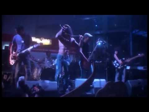 Slank  – Konser komodo