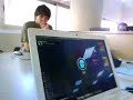 Tauron32 intentando twittear con la nariz en la biblioteca de la ETSIIT