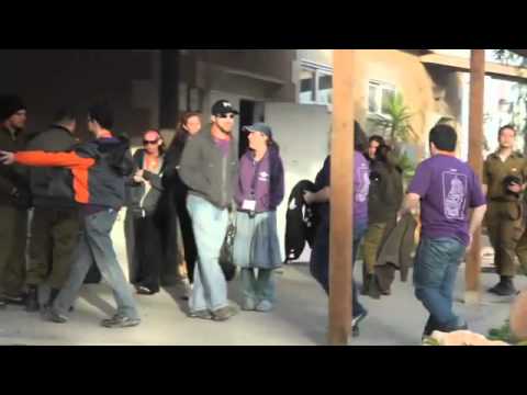 'Birthright' Teens Celebrate Tu Bishvat with IDF Soldiers 'Birthright' Teens Celebrate Tu Bishvat with IDF Soldiers