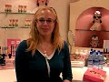 Shiny Video Review: Zara looks at the D900i in  pink candy