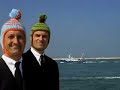 folge 1: gr�nland
ulan & bator, menschenforscherau�endienst from outer space oder sogar noch weiter weg, hier in einem film �ber gr�nland, dortige venedig-touristen,archaische �berlebensrituale und polarkappen.