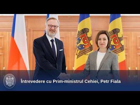 The Head of State thanked Czech Prime Minister Petr Fiala for his participation in the EPC Summit and consistent support for Moldova