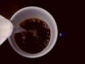 kr�tki film o piciu kawy