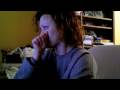 videos de FE WATCHES 1 GIRL 1 PLATE