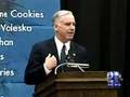 Howard Dean Urges Student Involvement During UWM Visit