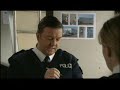 Extras: Ricky Gervais \"Racist\" (HBO) Extras: Ricky Gervais \"Racist\" (HBO)