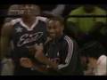 Great dunk! Gilbert Arenas between the legs dunk in asg 2007