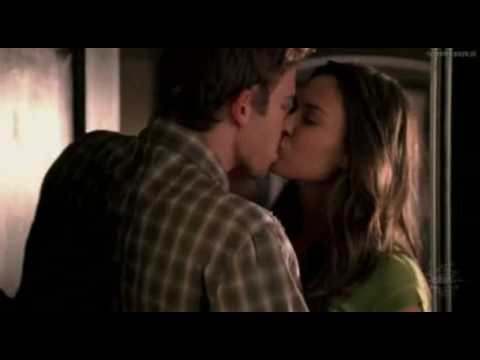 Odette Yustman till she gets laid in October Road part 5