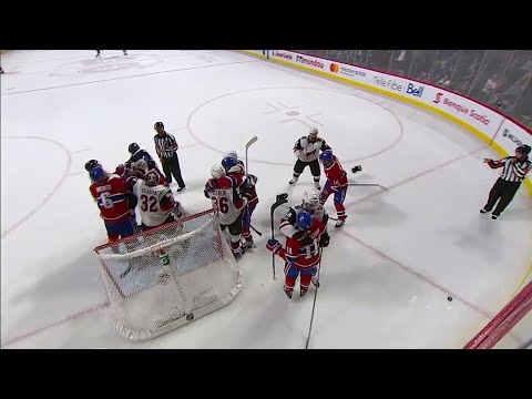 Video: Richardson and Plekanec drop the mitts during scrum