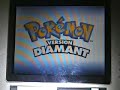 cette semaine fut d�cid�ment des plus fructueuse.

ce soir juste apr�s surnatural sur m6 , brasou vanait me parler, comme cela faisait pas mal de temps que je ne l'avais pas vue, je remarquais qu'elle avait obtenue son rayquaza shiny pendant ma nuit � nantes. un peu d��ue de n'avoir pu assist� � cet �v�nement en direct elle me consola avec une vid�o.^^ je lui parlais alors de mes recherches infructueuses, puis d'un oeuf de manaphy que ma meilleur amie m'avait offert la derni�re fois que je l'ai vue... mais plus grave, je ne reverrai plus jamais cette amie car elle va fuguer en allemagne, son beau p�re l'a foutue � porte et elle ne reviendra pas en france... cet oeuf est par cons�quent son cadeau d'adieu et m'a dit qu'elle l'avait fait �clore apr�s l'avoir transf�r� de ranger et n'avais pas sauvegard� pr�f�rant m'en faire cadeau et que j'aurai la surprise... sans m'en dire plus... je confiais � brasou que j'avais peur de ce qu'elle entendait par surprise et que j'avais peur d'ouvrir cet oeuf, je lui racontais pourquoi et ce que cet ami repr�sentait � mes yeux, peur qu'elle m'ai fait un cadeau presque trop beau... alors que je ne suis pas fichue de lui rendre la pareille maintenant qu'elle est dans la mouise totale... bref, brasou accepte de le faire �clore avec moi, j'allume la cam�ra pour filmer au cas o� un miracle se produirait, un espoir fou, c'est peut-�tre juste une bonne nature, de bon iv ou juste une nature personnalis�e. je mets aussi la cam sur msn pour brasou, je prends l'oeuf et je marches sur la route 222, bord de mer... quand soudain le hein????! apparait, que de tention... brasou me dit allez vas-y, j'appuie donc sur le bouton... la magnifique cin�matique de l'�closion de manaphy se d�roule, je ne regarde pas la ds je regardes sur la conversation, trop nerveuse, j'ai le coeur qui bat � tout rompre, manaphy apparait, je ne suis pas s�re de la couleur au premier abord, je regarde alors tr�s nerveusement la ds... bleu vert, je reste muette, pour ne r�veiller personne dans la maison, me mordan la langue dans la foul�e, puis je crie sur msn, nous sommes toutes les deux sous le choc, le prince des mer est n�� shiny... ma meilleur amie m'a laiss� un cadeau � la hauteur de nos sentiments respectifs entre une soeur et une m�re, je lui dois d�j� d'�tre encore en vie et elle m'offre un cadeau d'adieu tr�s pr�cieux.