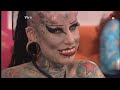 Laura Bozzo con Maria José Cristerna (La Mujer Vampiro Mexicana)