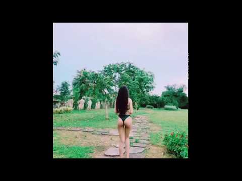 Anh cứ đứng yên đấy, để e đi tìm :))