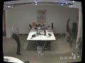 Indecisi su chi deve rispondere la telefono..