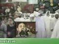 مقطع يظهر فيه الصوفي الكويتي يوسف الرفاعي وهو يرقص كالديك في أحد الحضرات الصوفية البدعية