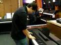 Brincando de David Paich na Sam Ash