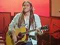 Jason Castro sings \"Daydream\" in Kansas City