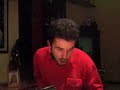 Locura Mike leyendo postal Metalera de Bati