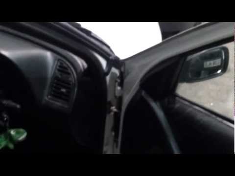 Peugeot 306 removing door panel – front