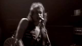 Wasted Years: Confira o vídeo com a voz isolada do Adrian