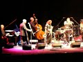 gennaio 2008 - teatro mediterraneo(napoli). napoli jazz winter
uomini in frac - omaggio a domenico modugno

peppe servillo: voce
javier girotto: sax, clarinetto
fabrizio bosso: tromba
fausto mesolella: chitarra
mimmo epifani: voce, mandola, mandolino
danilo rea: pianoforte
furio di castri: contrabbasso
roberto gatto: batteria
mim� ciaramella: voce, percussioni