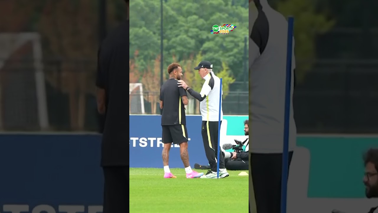 NEYMAR E ANCELOTTI TROCANDO UMA IDEIA DURANTE O TREINO! 👀 #shorts