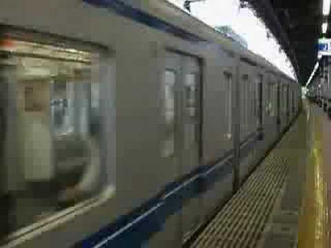 西武鉄道20000系　練馬駅発車