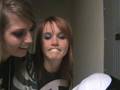 videos de Wierd Tooth Gurlz