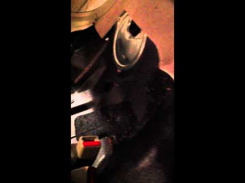 how to remove acura rl door panel