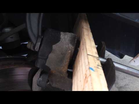 2002-03 Acura TL Type S – How To Change Front Brake Pads