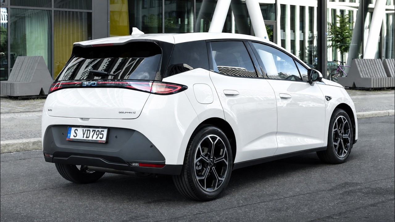 New 2027 BYD Dolphin G DM-i | Best Entry Level Plug-in Hybrid Hatchback