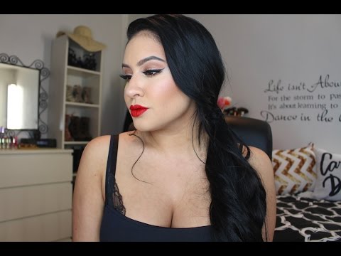 Valentines Day Tutorial: Sexy, Bold Red Lip