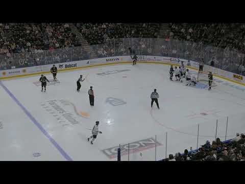 Dane Callaway (G) Fargo vs Muskegon 2nd period