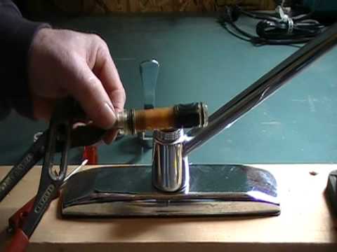 how to fix leak moen kitchen faucet