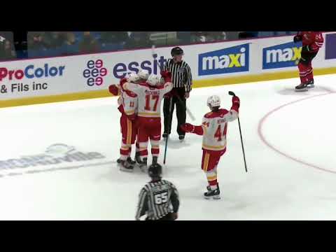 Niks Fenenko scores a pair of goals to tie the game vs Drummondville - 2022-10-10
