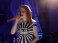 paramore-let-the-flames-begin-crush-crush-mtv-live.html