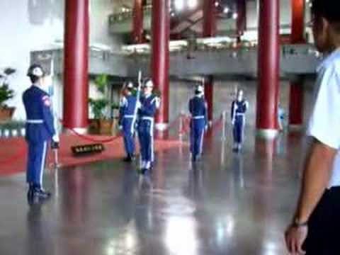 Guards' Changing Parade @ Sun ...