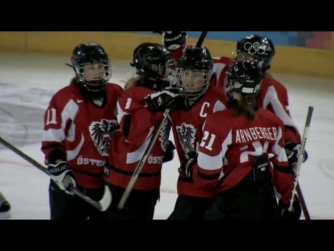 Huge victory for Austria against Slovakia! Women's Ice Hockey at Innsbruck 2012.
