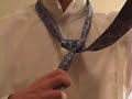 How to Tie a Tie: Balthus Knot With 2tieatie.com How to Tie a Tie: Balthus Knot With 2tieatie.com