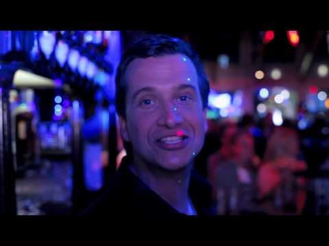 quincy - Quincy - 'Hier In De Kroeg' officiële videoclip.