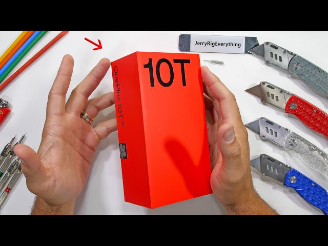 OnePlus 10T : le test de torsion de JerryRigEverything